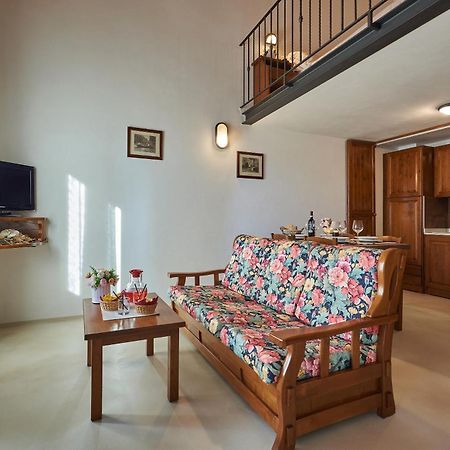 Casanova - Family Apartments Residence San Quirico dʼOrcia المظهر الخارجي الصورة