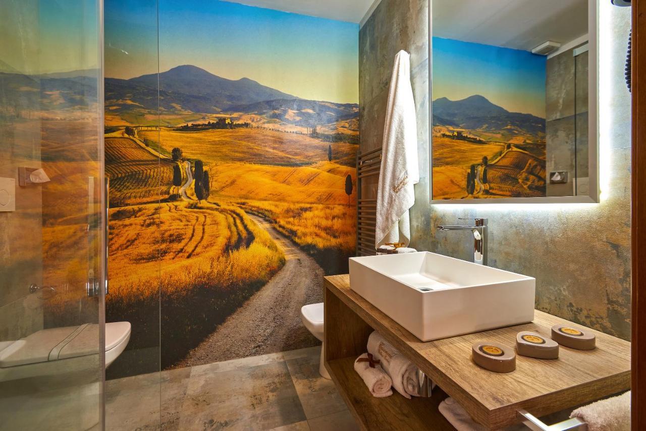 Casanova - Family Apartments Residence San Quirico dʼOrcia المظهر الخارجي الصورة