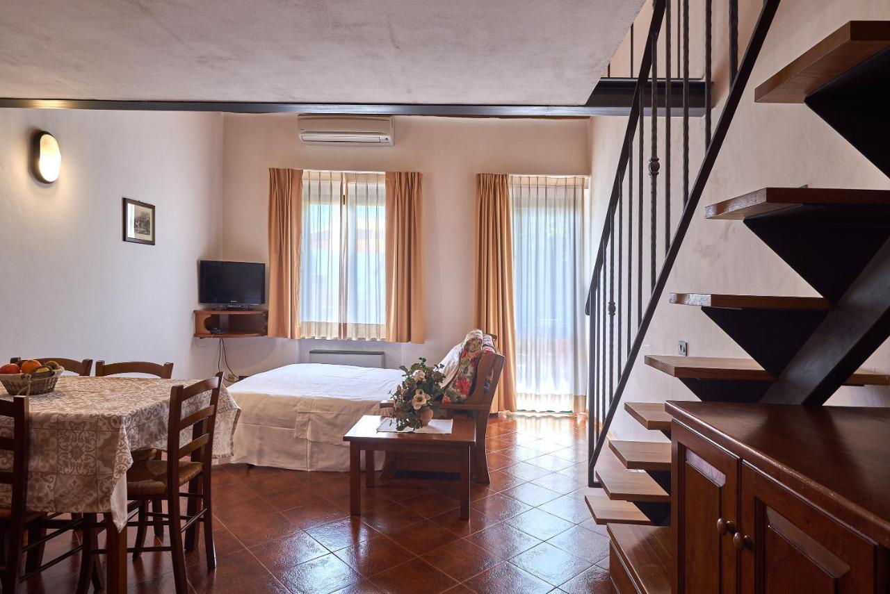 Casanova - Family Apartments Residence San Quirico dʼOrcia المظهر الخارجي الصورة