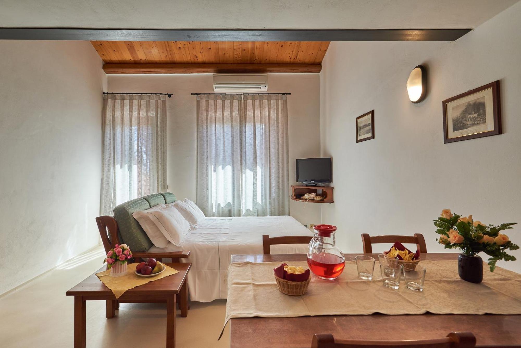 Casanova - Family Apartments Residence San Quirico dʼOrcia المظهر الخارجي الصورة